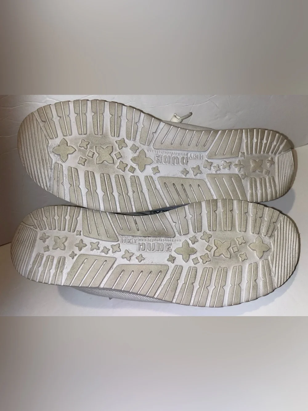 Hey Dude Men’s White Wally Artic White Slip-on-shoe Size 9 - Picture 9 of 14